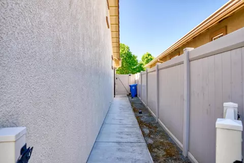 Exterior - 2314 Shadow Berry Dr, Manteca, CA 95336 photo 5 of 11