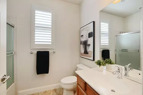 Bath - 2314 Shadow Berry Dr, Manteca, CA 95336 photo 1 of 3