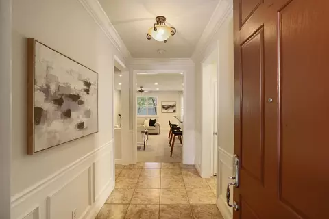 Entry Way - 2314 Shadow Berry Dr, Manteca, CA 95336 photo 2 of 5