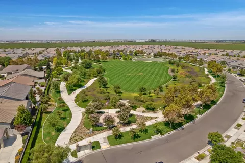 View/Area - 2314 Shadow Berry Dr, Manteca, CA 95336 photo 14 of 22