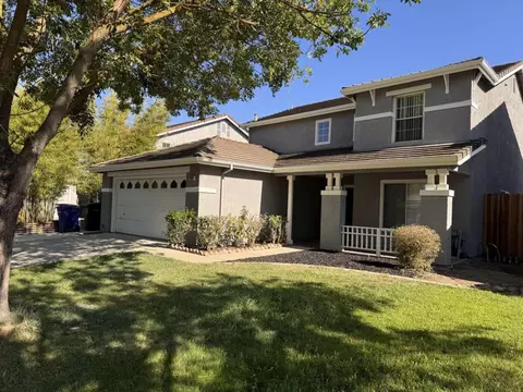 Exterior - 2020 Hickory Ct, Modesto, CA 95356 photo 2 of 7