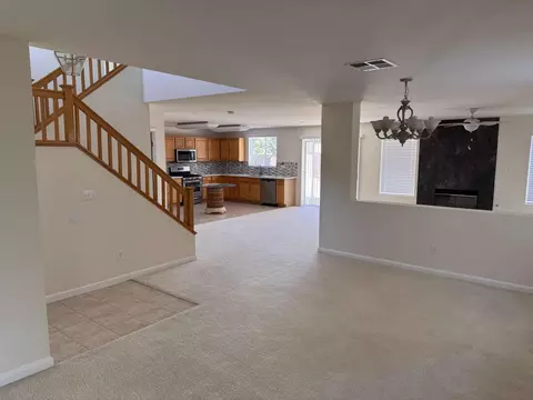 Living - 2020 Hickory Ct, Modesto, CA 95356 photo 1 of 4