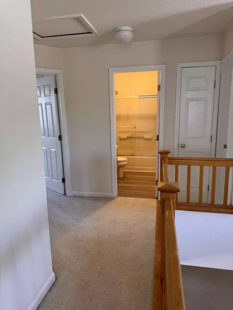 Entry Way - 2020 Hickory Ct, Modesto, CA 95356 photo 4 of 5