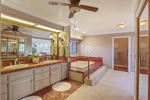 Bath - 8327 Park Pl, Tracy, CA 95304 photo 1 of 5