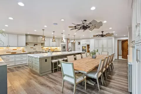 Kitchen - 8327 Park Pl, Tracy, CA 95304 photo 5 of 16