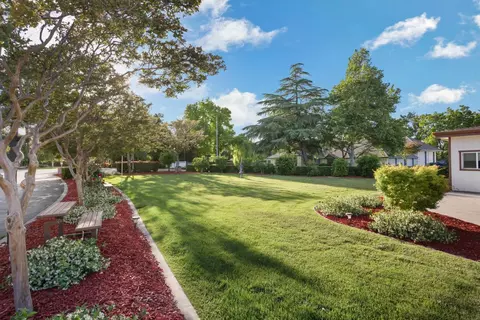 Exterior - 8327 Park Pl, Tracy, CA 95304 photo 16 of 32