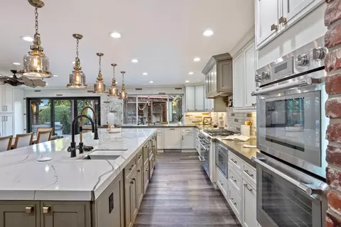 Kitchen - 8327 Park Pl, Tracy, CA 95304 photo 2 of 16