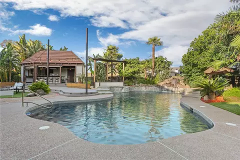 Exterior - 8327 Park Pl, Tracy, CA 95304 photo 21 of 32