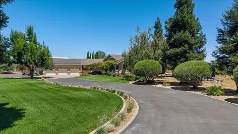 Exterior - 21992 Mcbride Rd, Escalon, CA 95320 photo 2 of 23