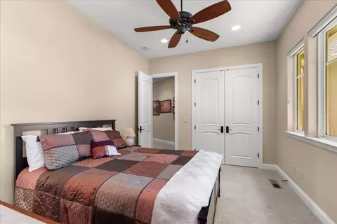 Bedroom - 21992 Mcbride Rd, Escalon, CA 95320 photo 1 of 5