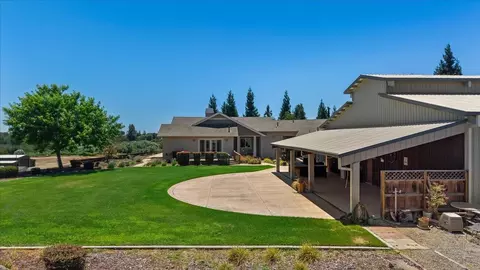 Exterior - 21992 Mcbride Rd, Escalon, CA 95320 photo 16 of 23