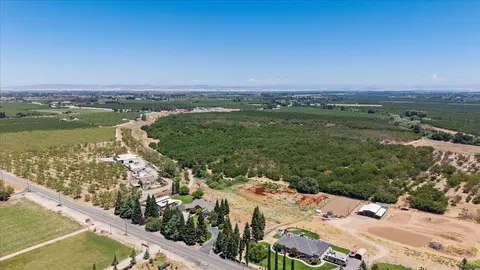View/Area - 21992 Mcbride Rd, Escalon, CA 95320 photo 4 of 13