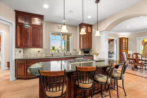 Kitchen - 21992 Mcbride Rd, Escalon, CA 95320 photo 2 of 7
