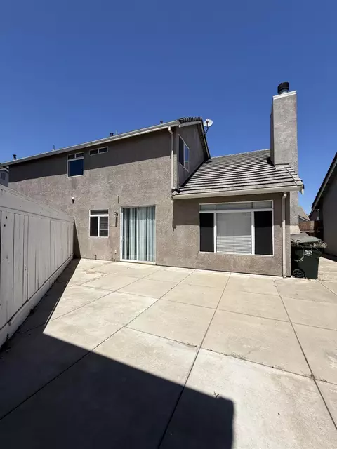 Exterior - 220 Cornerstone Way, Manteca, CA 95336 photo 5 of 5