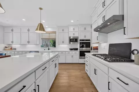 Kitchen - 2284 Ranch View Dr, Rocklin, CA 95765 photo 5 of 5