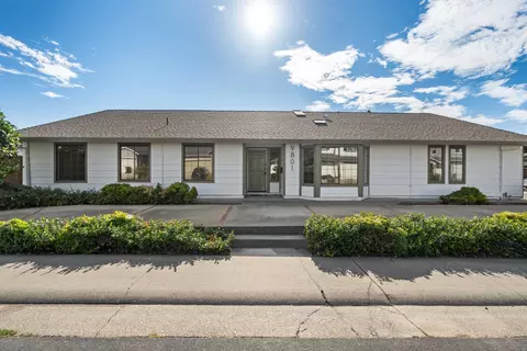 9801 Amenity Cir, Elk Grove, CA 95624