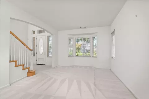 Living - 4025 Beyer Park Dr, Modesto, CA 95357 photo 2 of 5