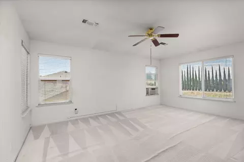 Bedroom - 4025 Beyer Park Dr, Modesto, CA 95357 photo 1 of 7