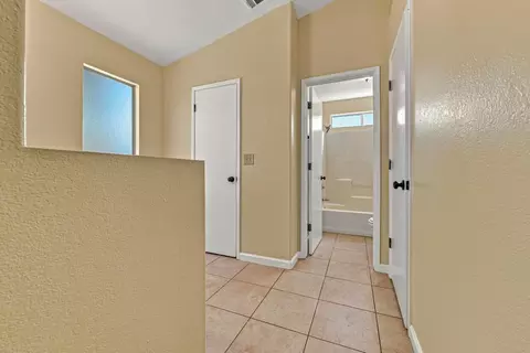 Entry Way - 2554 Hays Dr, Merced, CA 95348 photo 2 of 2
