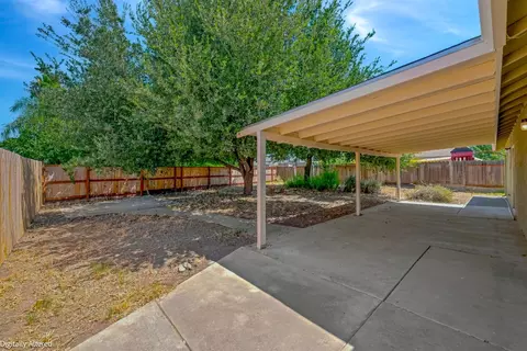 Exterior - 2554 Hays Dr, Merced, CA 95348 photo 21 of 23