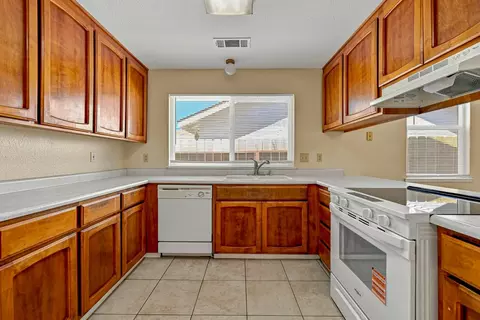 Kitchen - 2554 Hays Dr, Merced, CA 95348 photo 1 of 2