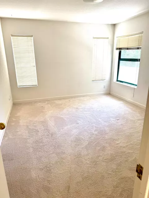Bedroom - 6410 Grant Ave, Carmichael, CA 95608 photo 4 of 4