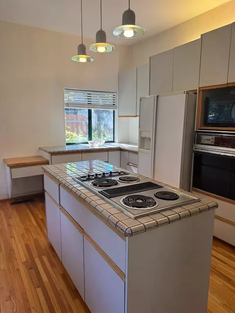 Kitchen - 6410 Grant Ave, Carmichael, CA 95608 photo 5 of 5