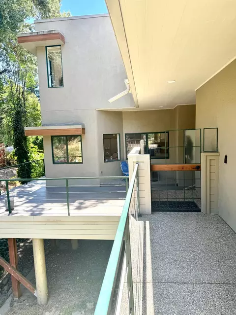 Exterior - 6410 Grant Ave, Carmichael, CA 95608 photo 1 of 4