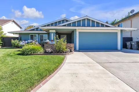 6781 Rancho Adobe Dr, Sacramento, CA 95828