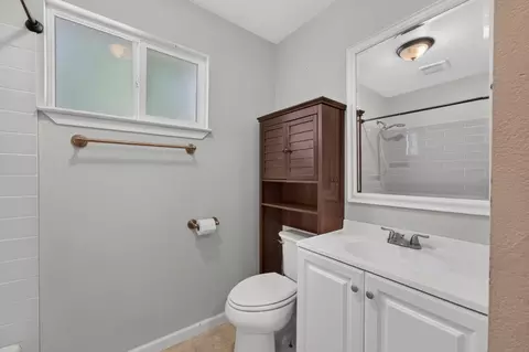 Bath - 9882 La Porte Rd, Challenge, CA 95925 photo 2 of 2