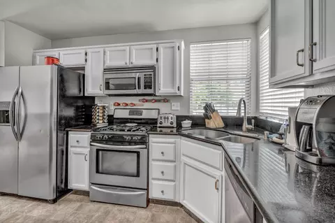 Kitchen - 3512 Black Eagle Dr, Antelope, CA 95843 photo 2 of 3