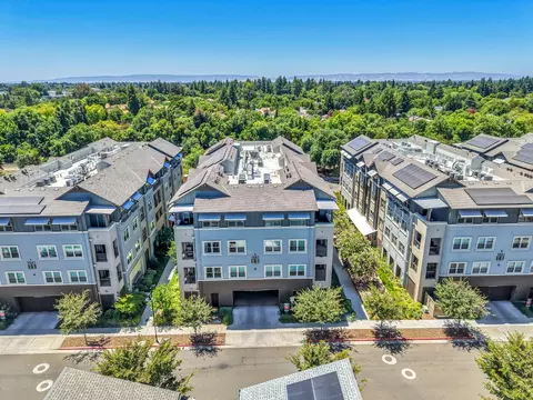 View/Area - 1661 Spring St #421, Davis, CA 95616 photo 3 of 18