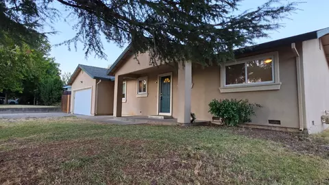 5400 Essex Ct, Fair Oaks, CA 95628