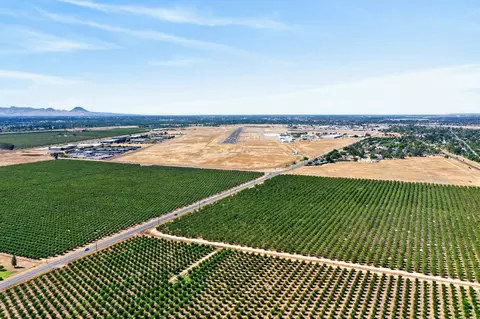 View/Area - 4083 Mcalister Ct, Olivehurst, CA 95961 photo 6 of 7