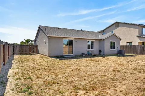 Exterior - 4083 Mcalister Ct, Olivehurst, CA 95961 photo 3 of 5