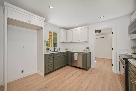 Kitchen - 3051 Cedar Ravine, Placerville, CA 95667 photo 2 of 2