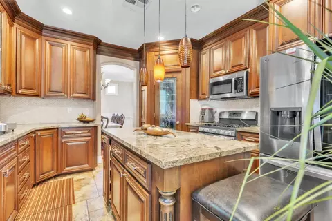 Kitchen - 6009 Roswitha Ct, Carmichael, CA 95608 photo 4 of 4