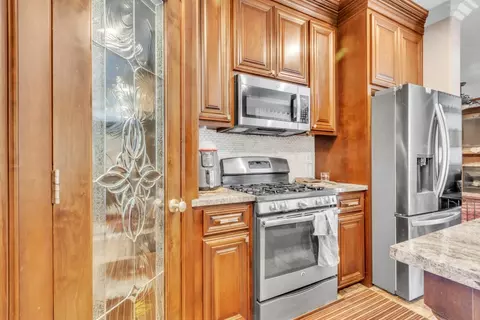 Kitchen - 6009 Roswitha Ct, Carmichael, CA 95608 photo 2 of 4
