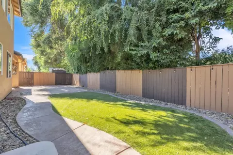 Exterior - 6009 Roswitha Ct, Carmichael, CA 95608 photo 9 of 9