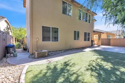 Exterior - 6009 Roswitha Ct, Carmichael, CA 95608 photo 8 of 9