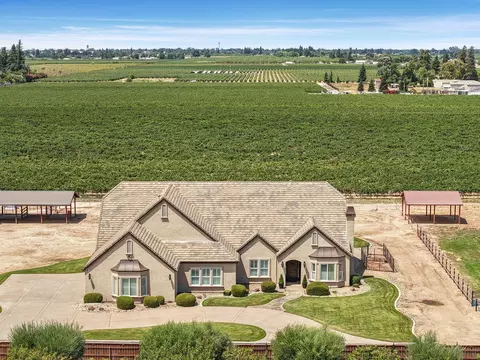 View/Area - 12967 N Garnero Rd, Lodi, CA 95240 photo 3 of 10