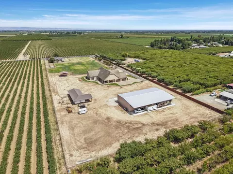 View/Area - 12967 N Garnero Rd, Lodi, CA 95240 photo 7 of 10