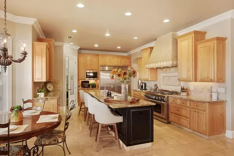 Kitchen - 12967 N Garnero Rd, Lodi, CA 95240 photo 5 of 10