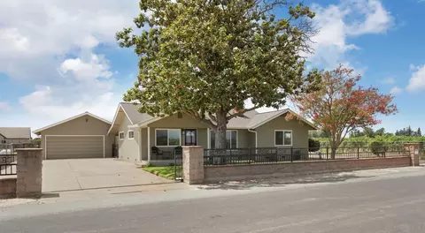 Exterior - 12967 N Garnero Rd, Lodi, CA 95240 photo 17 of 27