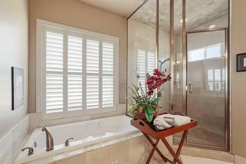 Bath - 12967 N Garnero Rd, Lodi, CA 95240 photo 4 of 7