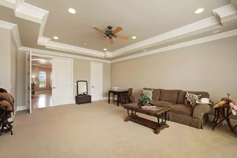 Living - 12967 N Garnero Rd, Lodi, CA 95240 photo 7 of 10