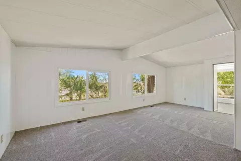 Living - 8251 N Waverly Rd, Linden, CA 95236 photo 5 of 9