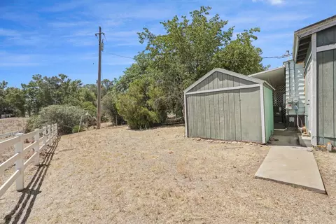 Exterior - 8251 N Waverly Rd, Linden, CA 95236 photo 20 of 26