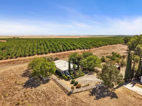 View/Area - 8251 N Waverly Rd, Linden, CA 95236 photo 14 of 23