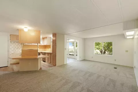 Living - 8251 N Waverly Rd, Linden, CA 95236 photo 2 of 9